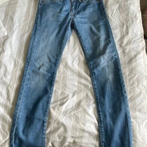 Levis 510 jeans  - Feta Levis jeans skriv för fler sköna bilder 