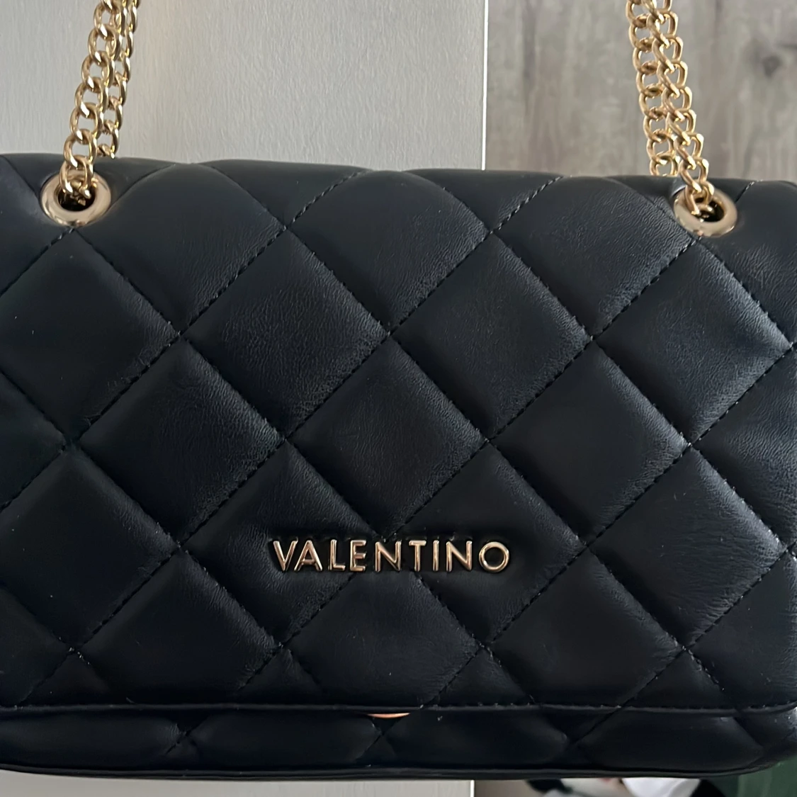 Valentino Väska - 91