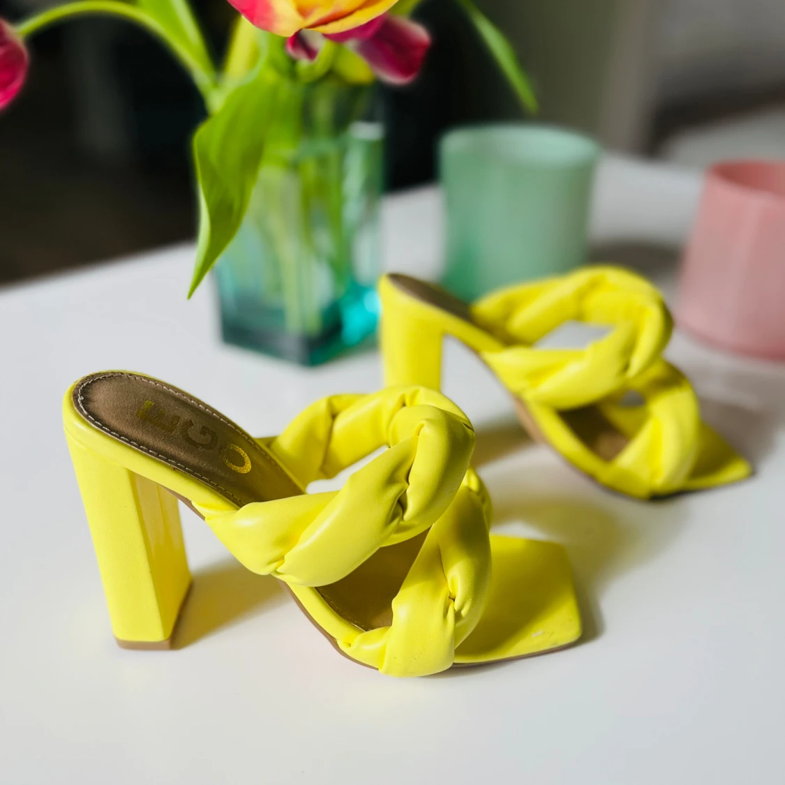 Gula klackskor storlek 37