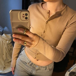 Tröja från lager - Använd 1 gång🤎