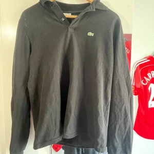 Lacoste polo piké longsleeve - Långärmad Lacoste piké Perfekt kvalitet Kom provat för frågor/mått m.m