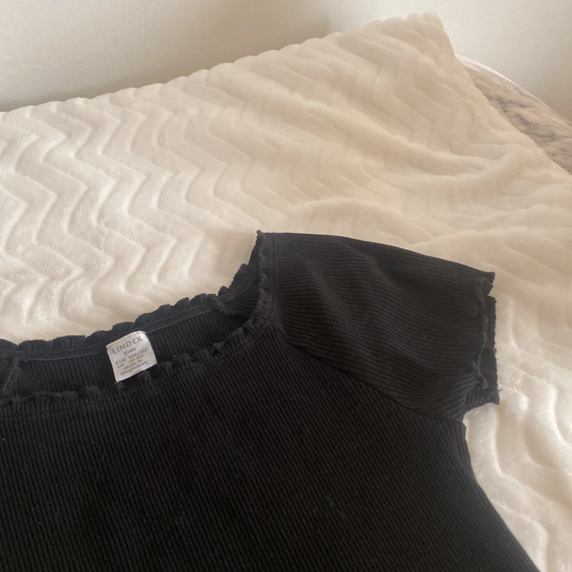 Svart gullig topp från Lindex💓 - 90