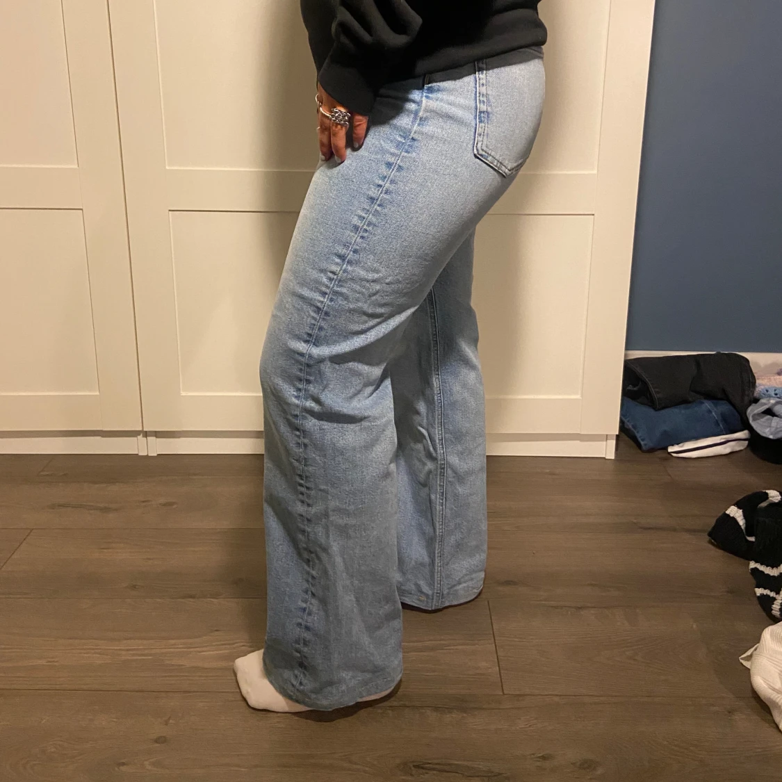 Ljusblåa jeans  - 90