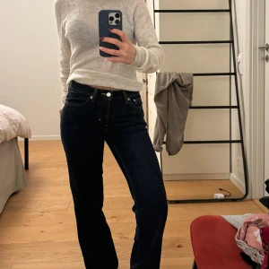 Weekday jeans - Pin Mid straight dark blue jeans. Rather tight fit, however not skinny jeans. Flattering fit, and very comfortable.