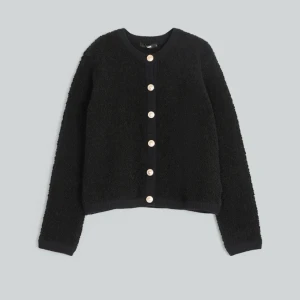 Kofta - Helt ny kofta från BikBok i storlek M🩷 Köpt gör 699:-🩷 superfint skick, som ny🩷