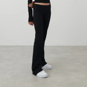 Yoga pants  - Säljer dessa svarta yoga pants som inte används längre!💞