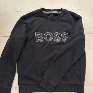 Boss tröja - Boss tröja Storlek: xs