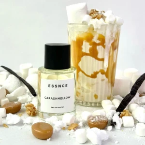 ESSNCE parfym - Säljer nu denna parfym då jag råkade beställa två! Den är slutsåld på sidan och luktar super gott!