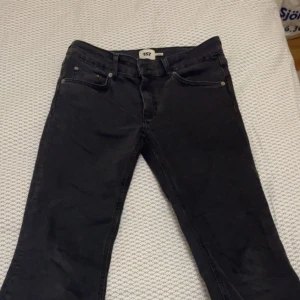 Bootcut jeans - Jätte snygga bootcut jeans