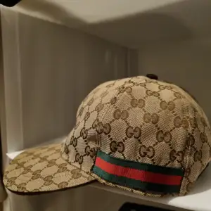 Beige Gucci keps 1:1  One size  Bösta 1:1 som finns ute på marknaden 