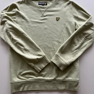 Tröja från Lyle and Scott - Tröja från Lyle and Scott Använd men fortfarande i fint skick