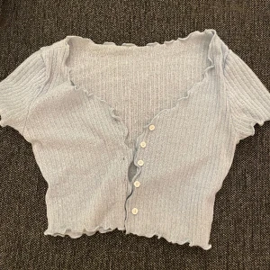 Blå topp - XS Från shein, lite see through  