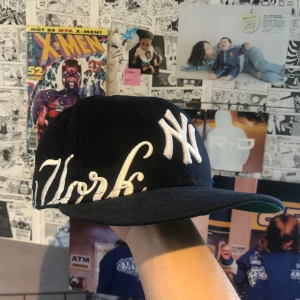 New era fitted cap - Exclusive cap, worn by central cee, 7 5/8. Bought for 750