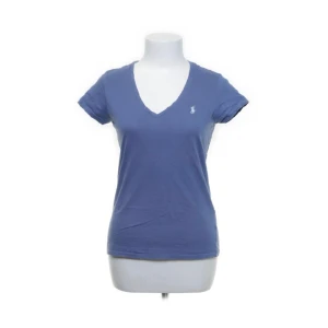 Ralph lauren tröja - Super söt och suuuper skön blå/lila Ralph lauren tshirt i stl s🫶🫶