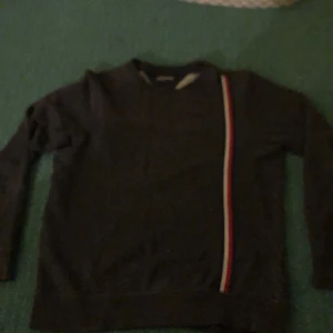 Tommy hilfiger  - Tommy hilfiger tröja.