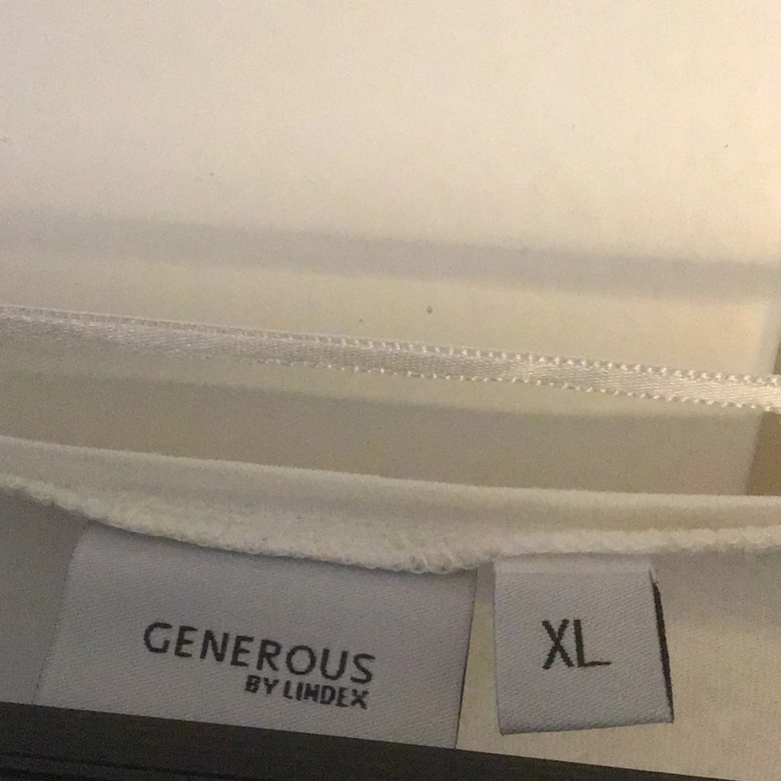 T-shirt med tryck  - 91