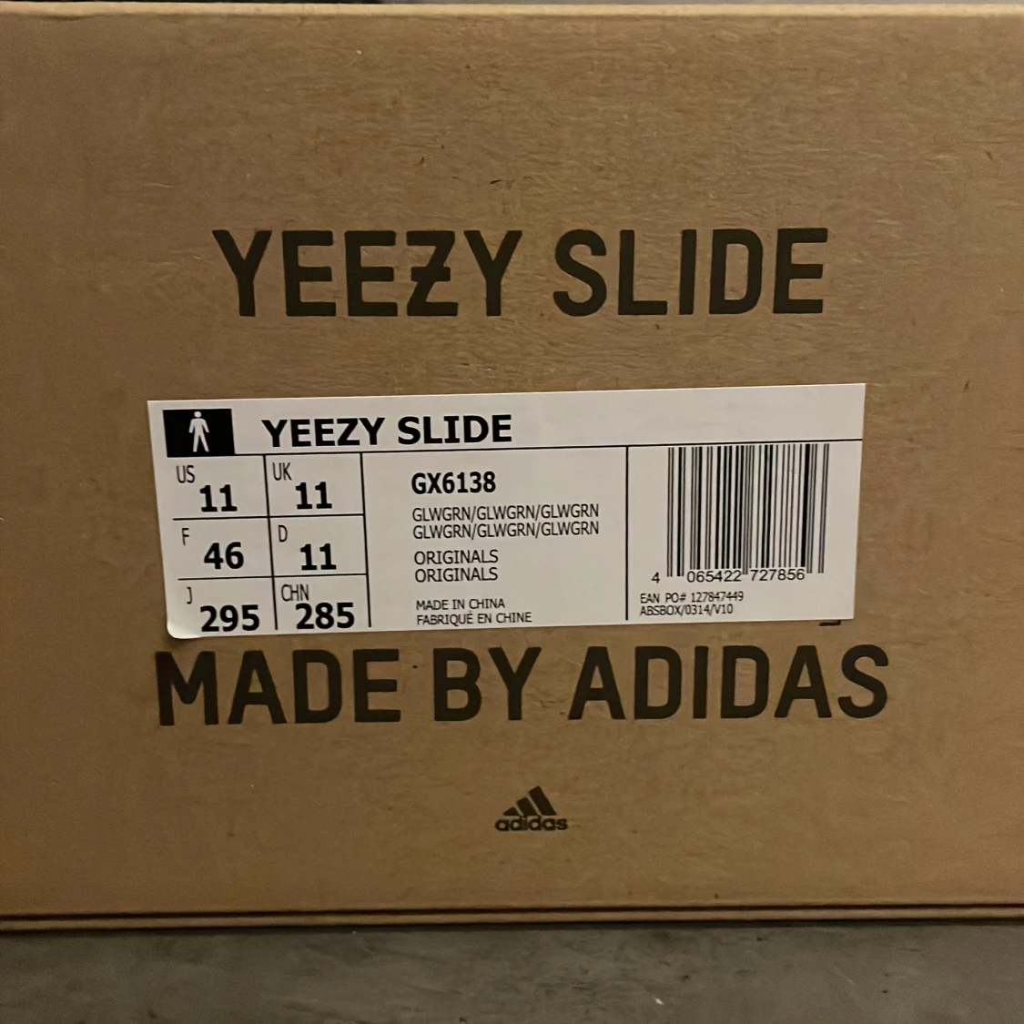 YEEZY SLIDE - 90