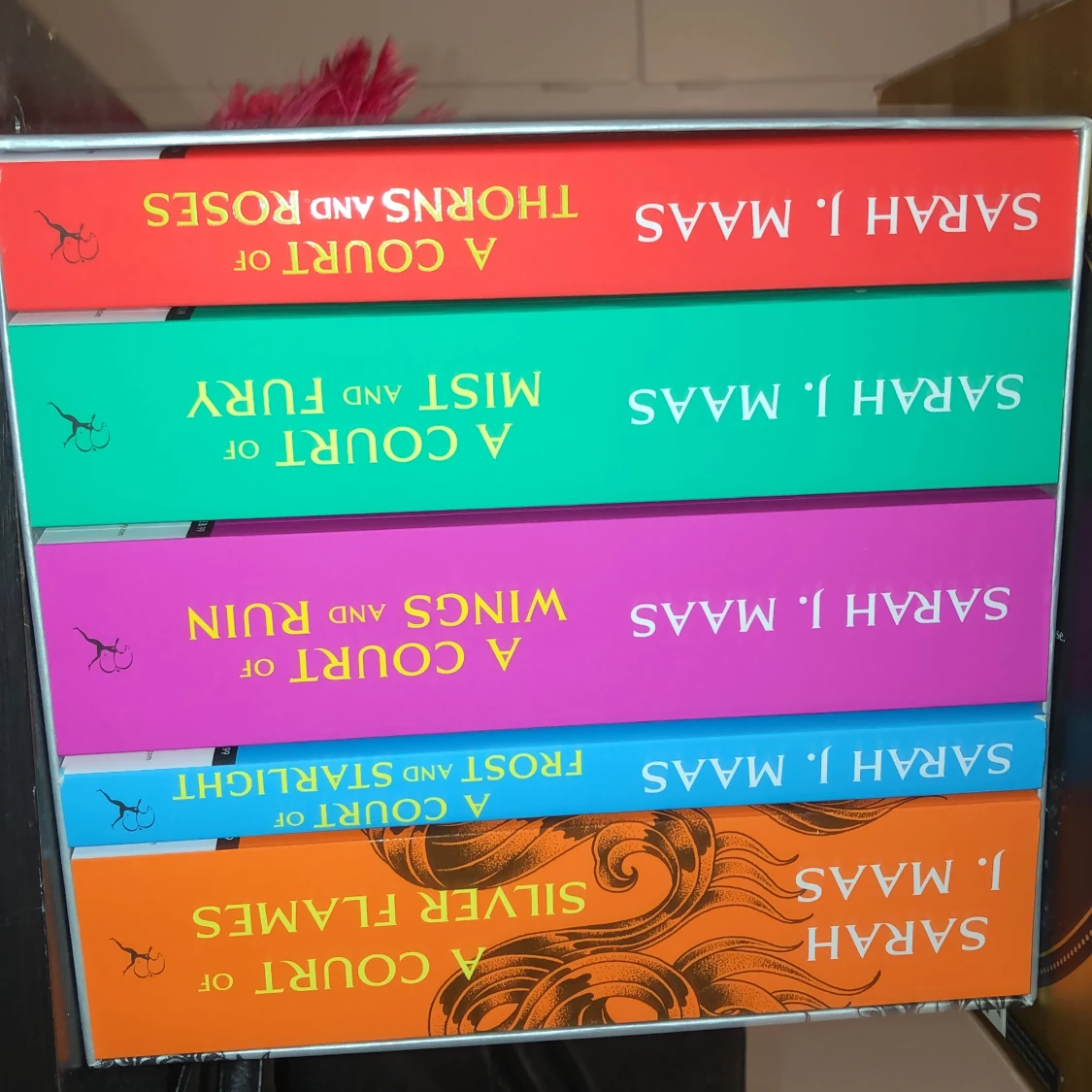 A court of thorns and roses