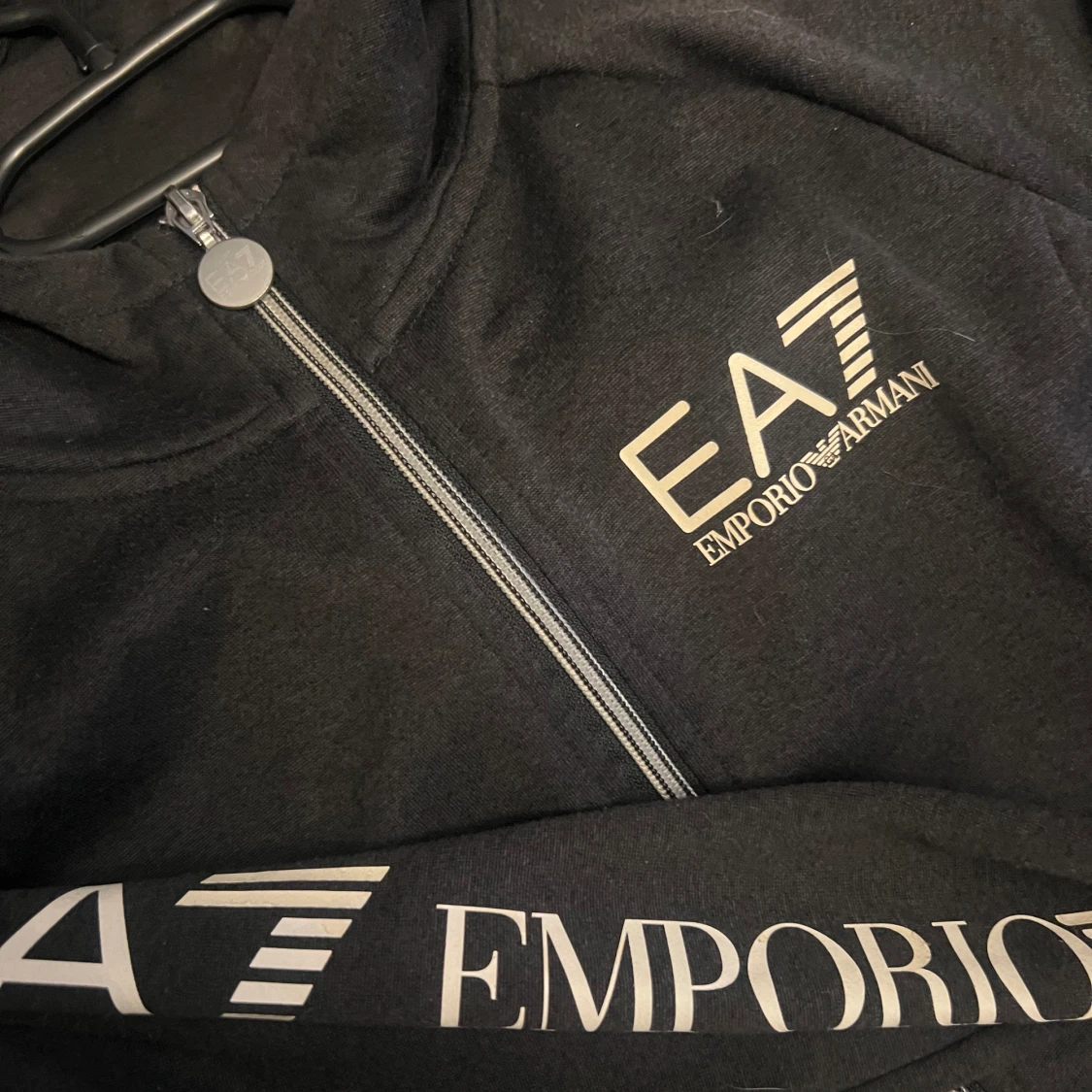 Armani kofta strl S.  600kr  - 90