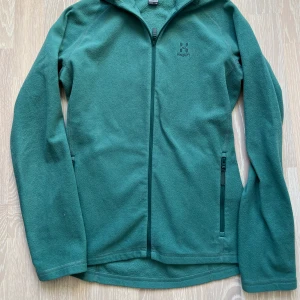 Haglöfs fleece. Hel och fräsch.  - Strl junior 164