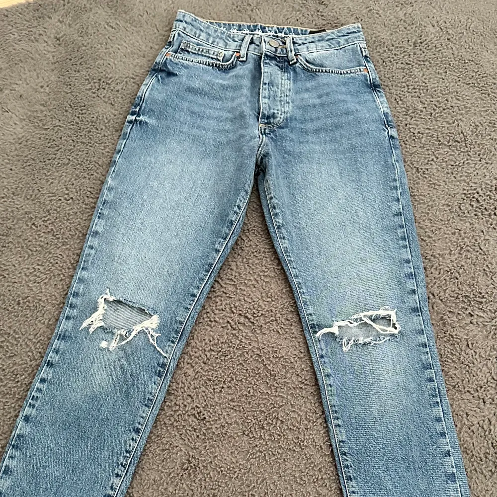 Jätte fina jeans, nästan aldrig använda, mycket fint Skick⭐️. Jeans & Byxor.