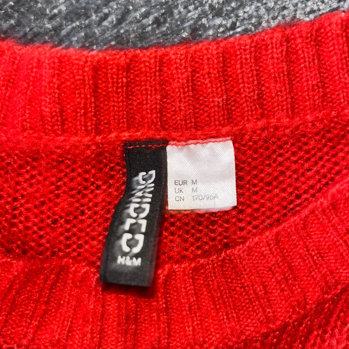 Röd Stickad Tröja - 90