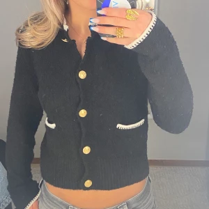 Zara kofta - Super fin zara kofta i storlek Xs. Inga defekter.