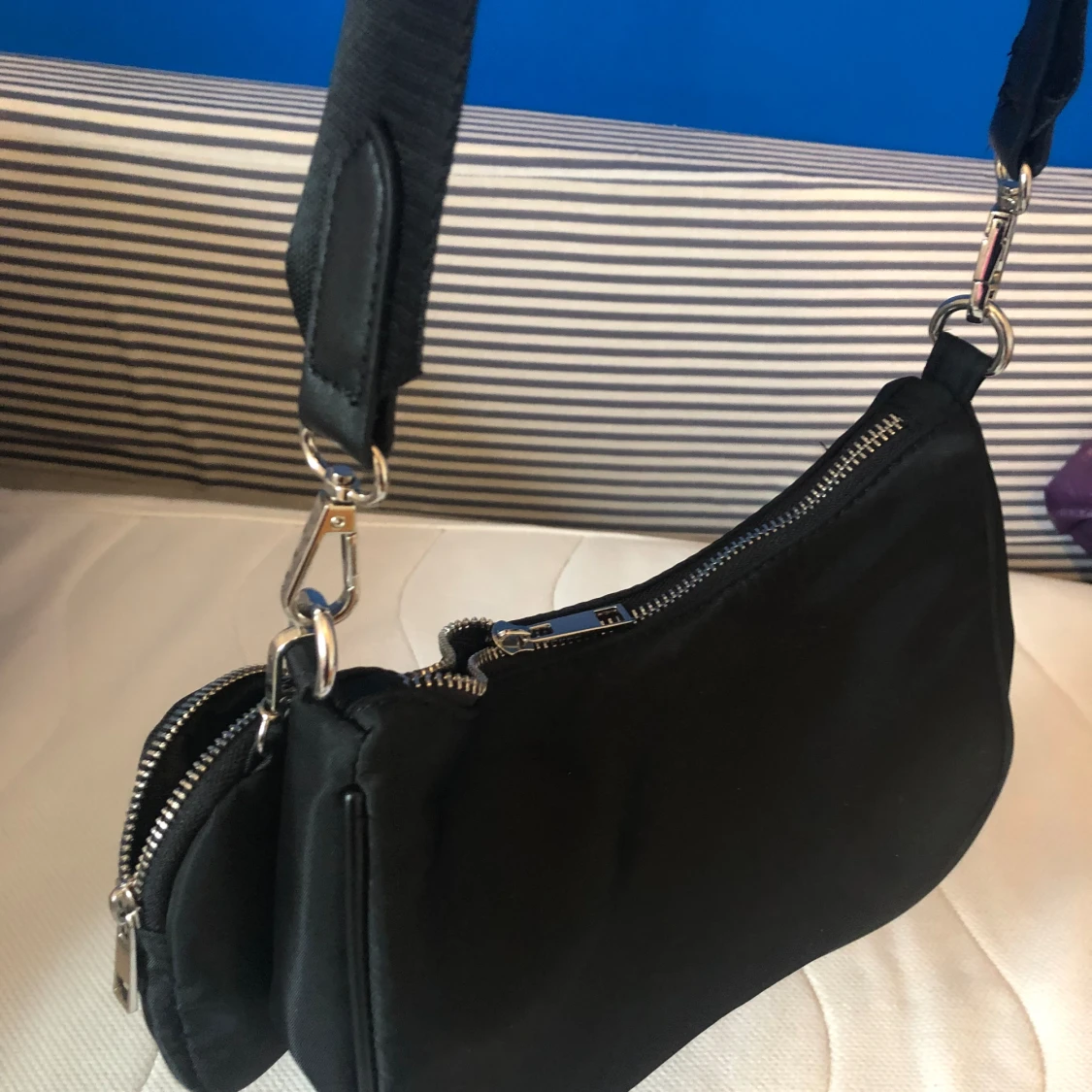 Svart väska - 90