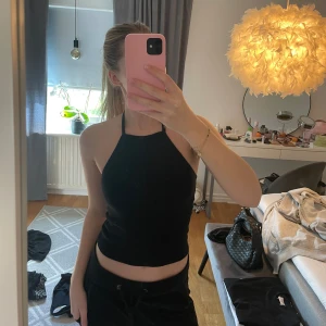 Stickad topp - Aldrig använd så i fint skick