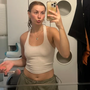 Halterneck top - Bra skick! 🥰