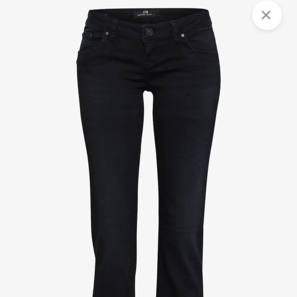 Ltb valerie jeans i färgen nattblå, byxorna har inga defekter, har aldrig använd, Nypris: 915 kr. Storlek: 26/30 . Jeans & Byxor.