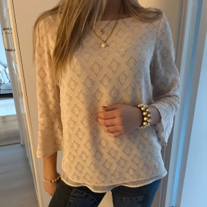 Rosa blus - Jättesöt rosa blus