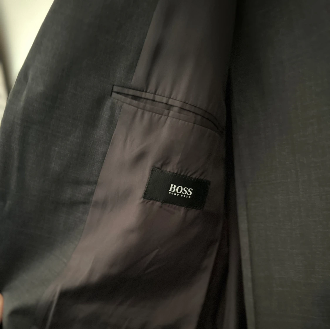 Boss kostym, mgrå, stl 50 - 91