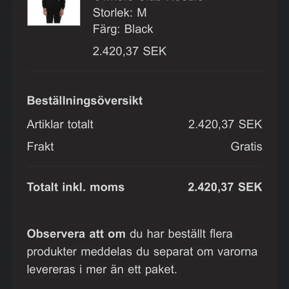 Strl: M/L Nypris: 2400kr Skick: 10/10 använd 2-3 ggr. Hoodies.