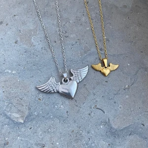 Beställning till Jennifer - Beställning till JENNIFER, Ett par Nitörhängen och ett halsband hjärta/vingar i silver