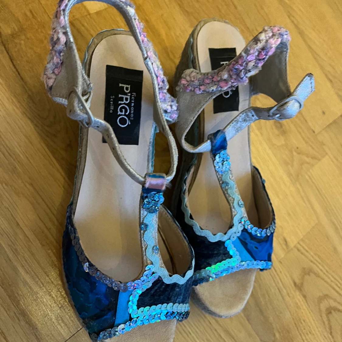 Handgjorda zapatillas strl 37 - 91