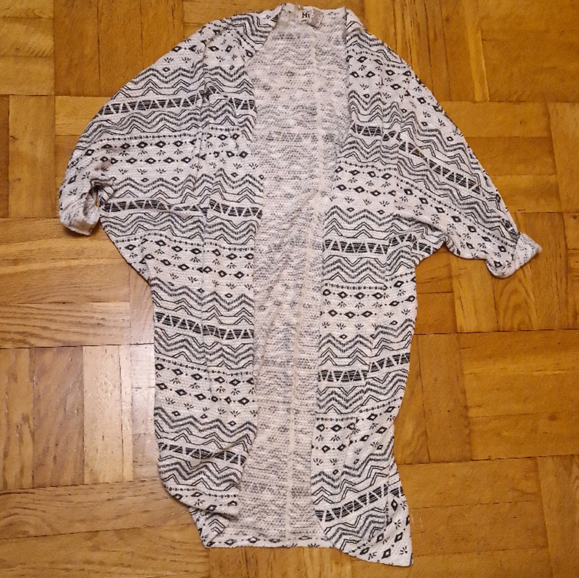 Mönstrad cardigan