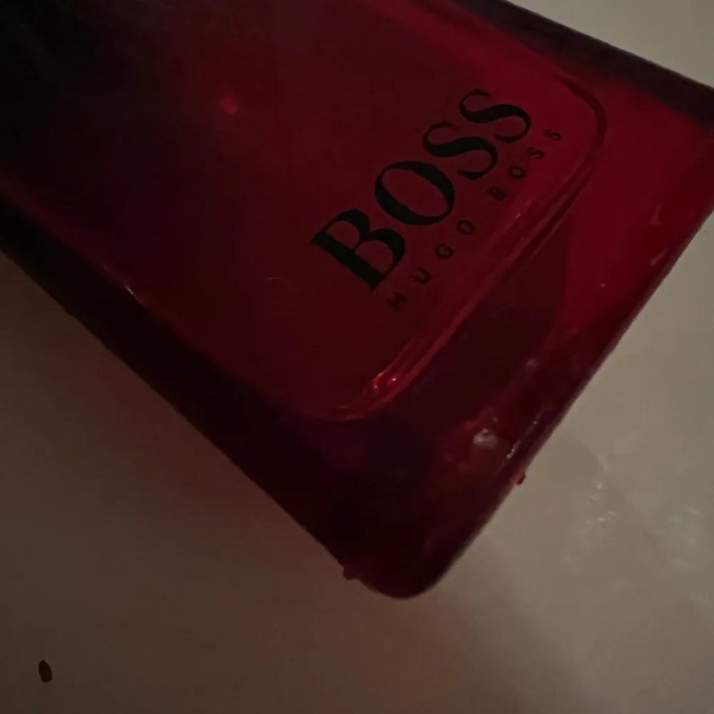 Säljer denna Hugo Boss parfym. Övrigt.