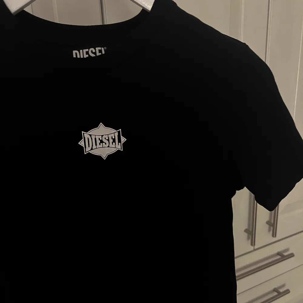 Oanvänd T-shirt från Diesel i nyskick!. T-shirts.