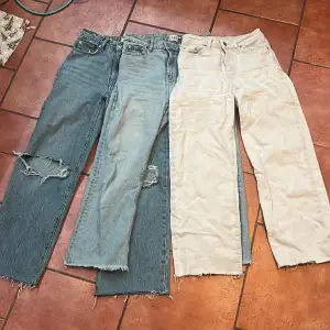 Lager 157 jeans säljes i befintligt skick alla är i storlek xs inga större defekter. 75kr/st eller 200kr för alla eller bud. 