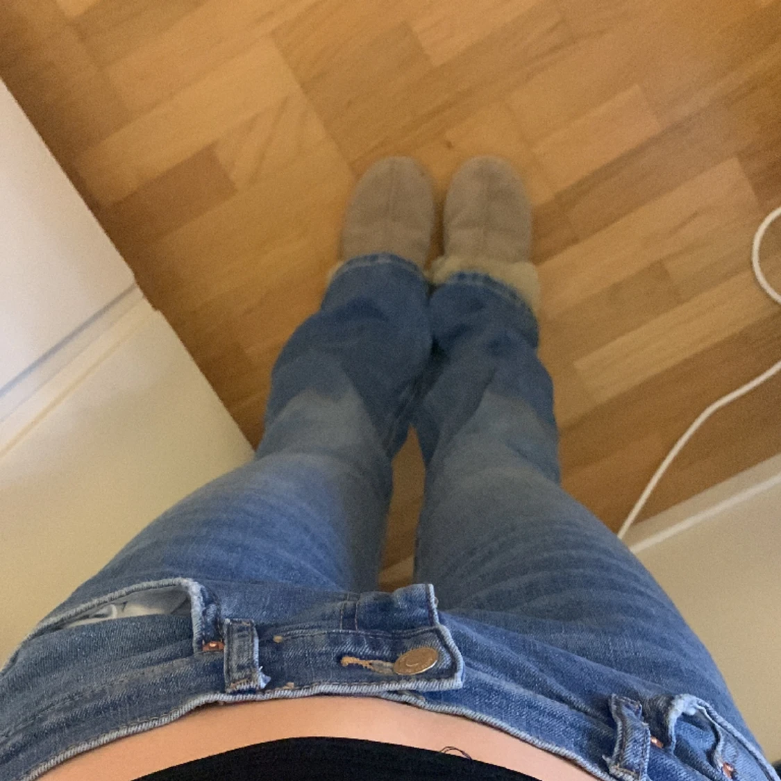 Low Waist Bootcut Jeans - 90