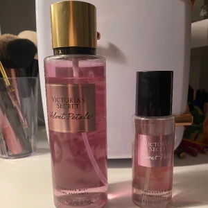 Victoria secret!! - Säljer för att dom ej kommer till användning, pris kan diskuteras, tryck på köp nu!❤️❤️