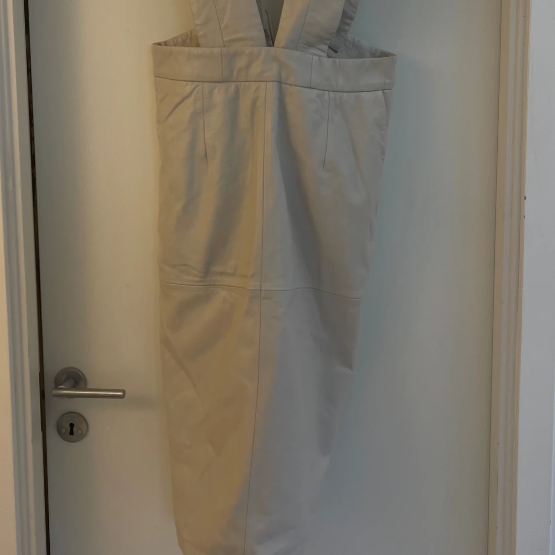 Klänning i läder - 90