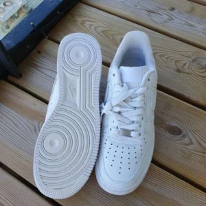 Af1 - Storlek 40.5 knabbt använda 