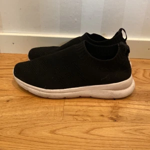 Skor 36 - Skor strl 36