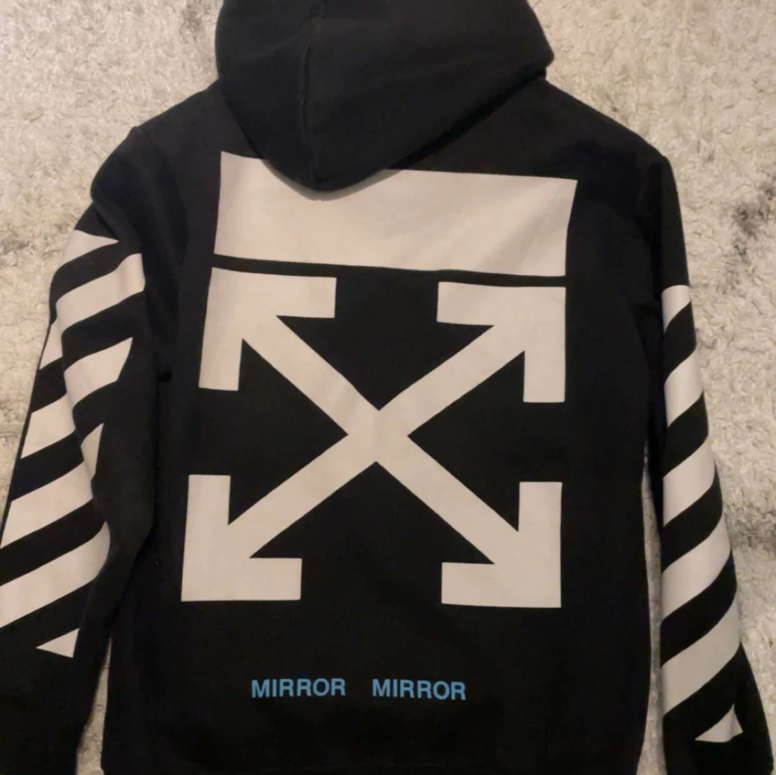 Off white hoodie - 90