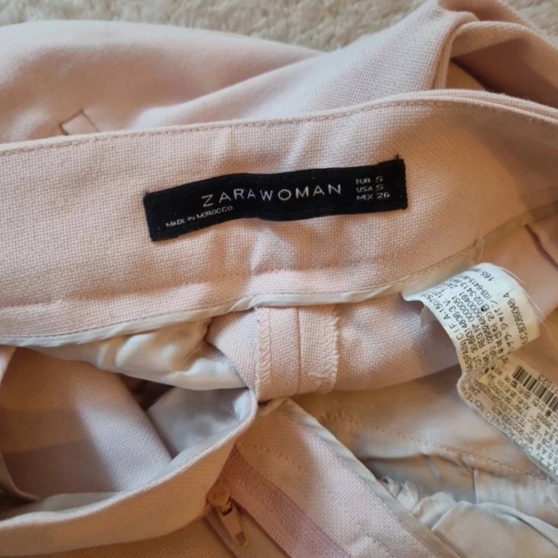 Beige byxor från Zara Woman - 90