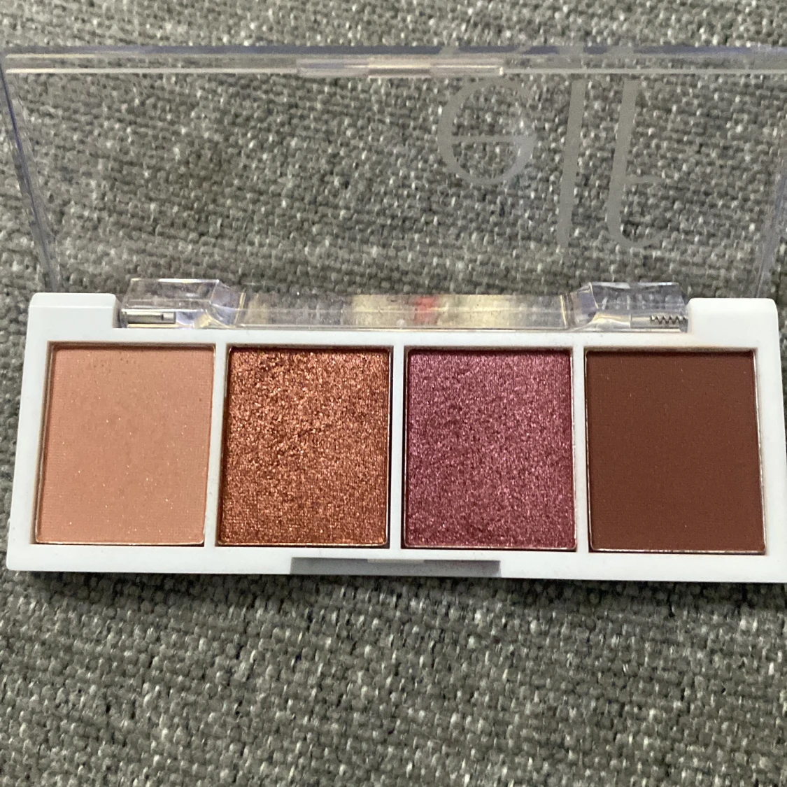 Elf eyeshadow - 90