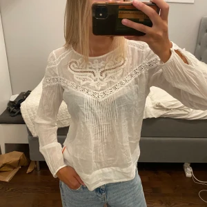 Söt blus - Så söt blus ifrån stella nova💖