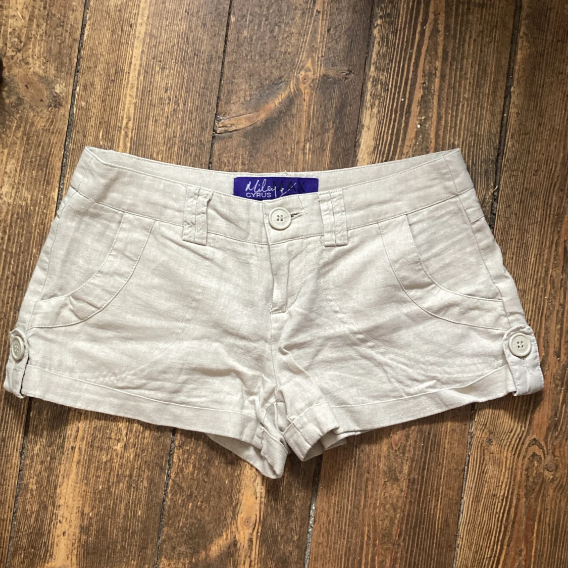 Lågmidjade shorts  - 92